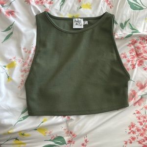 Princess Polly cropped green tank, size 6